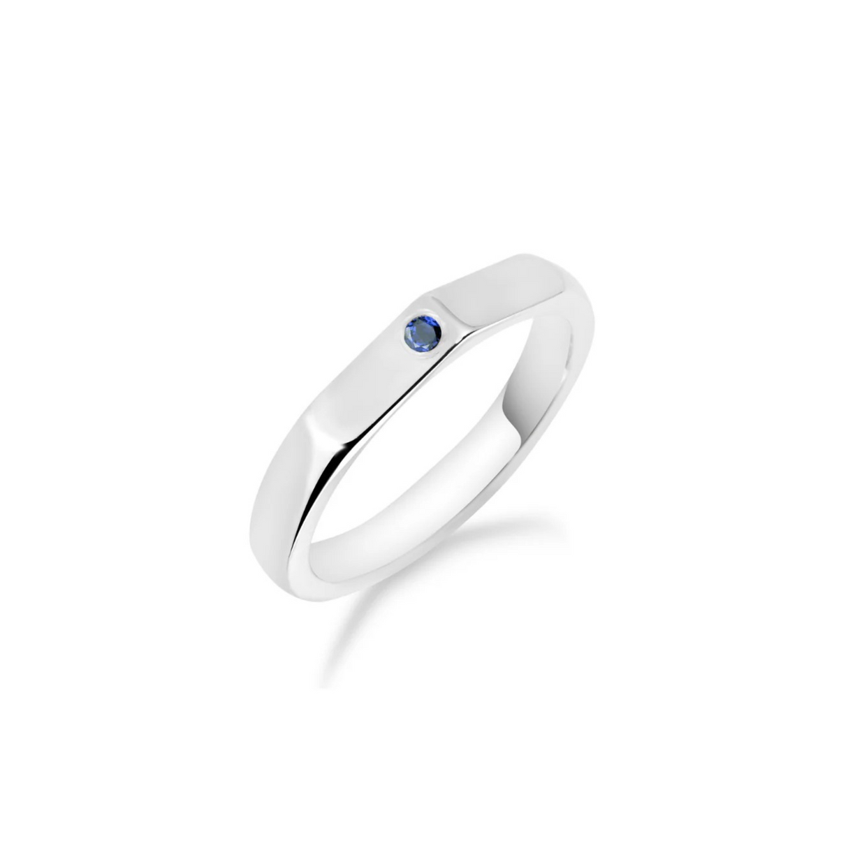 Sapphire Night - złoty pierścionek z szafirem