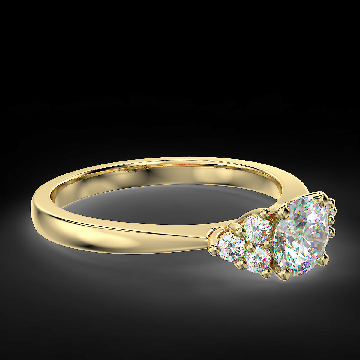 Pierścionek zaręczynowy Królowej Anny z żółtego złota z diamentami o masie 0,62 ct - widok ogólny