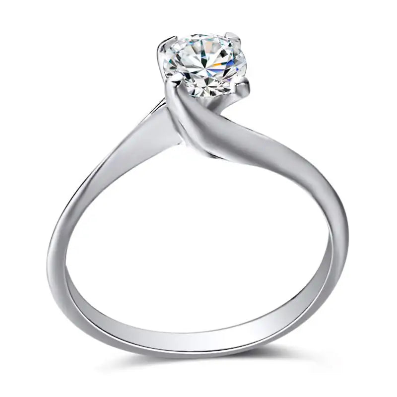Złoty pierścionek zaręczynowy z diamentem 0,45ct