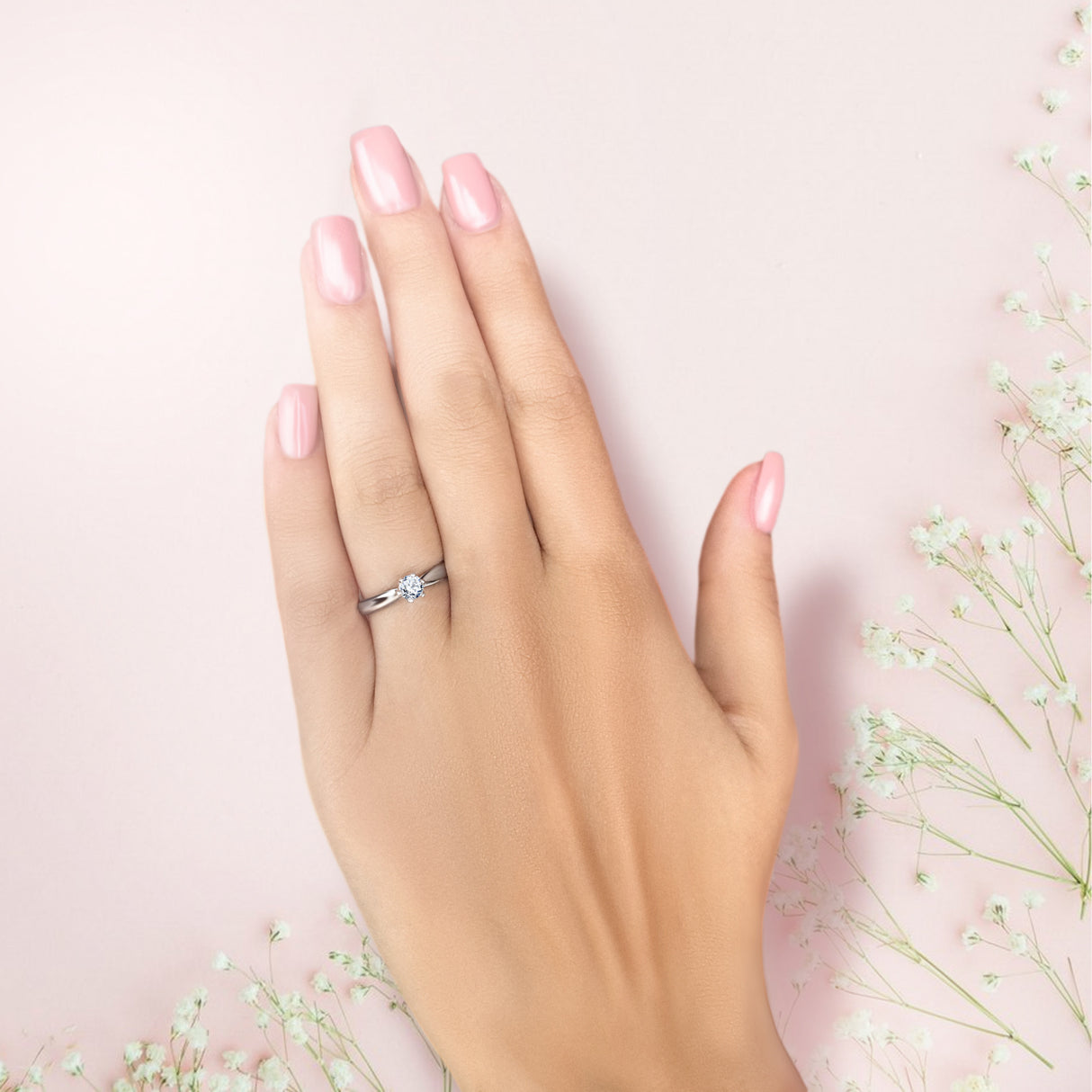 Złoty pierścionek zaręczynowy z diamentem 0,20 ct