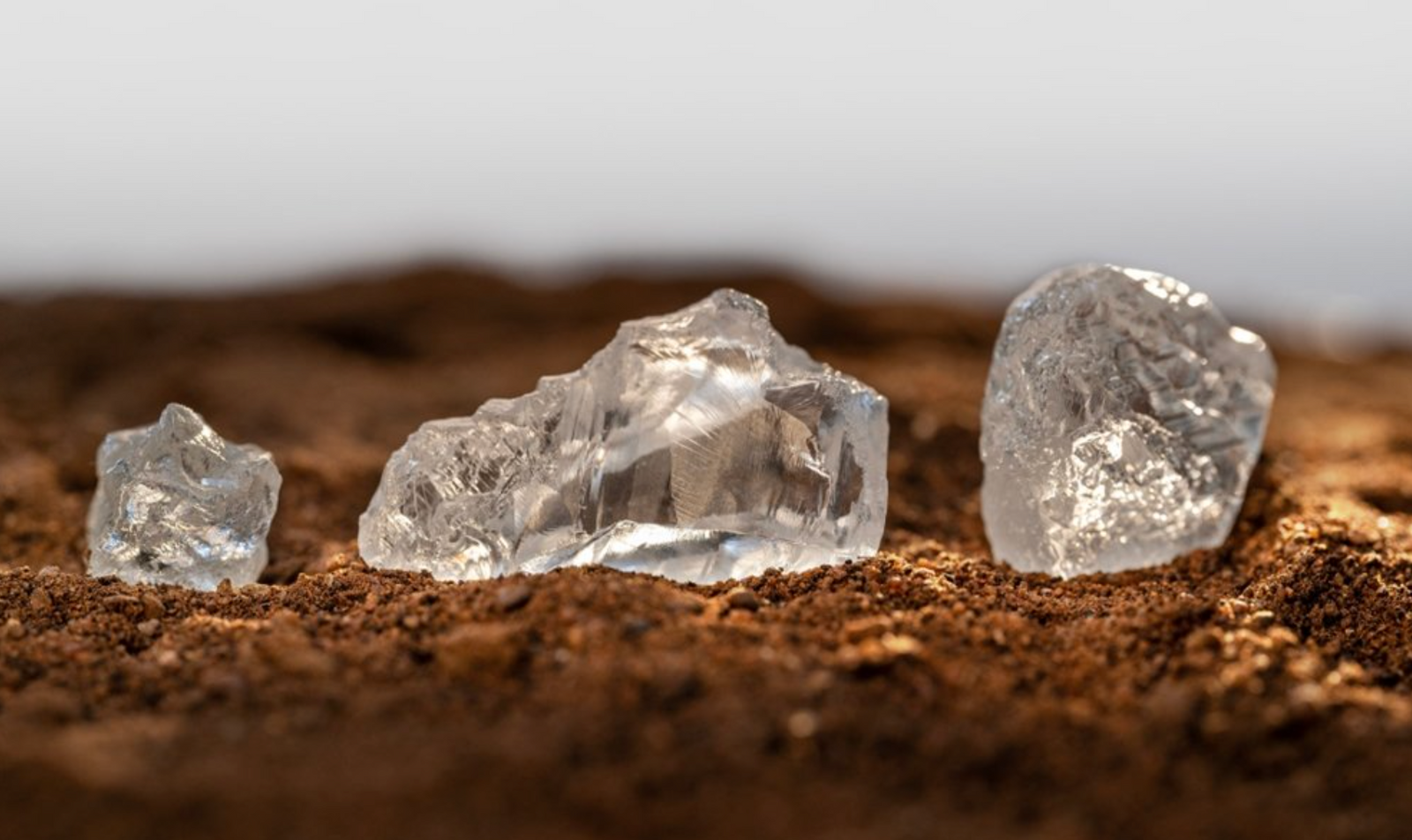 De Beers zwiększa produkcję i sprzedaż diamentów w trzecim kwartale 2025 roku