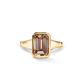 Minimalist Signet Engagement Ring z koniakowym diamentem