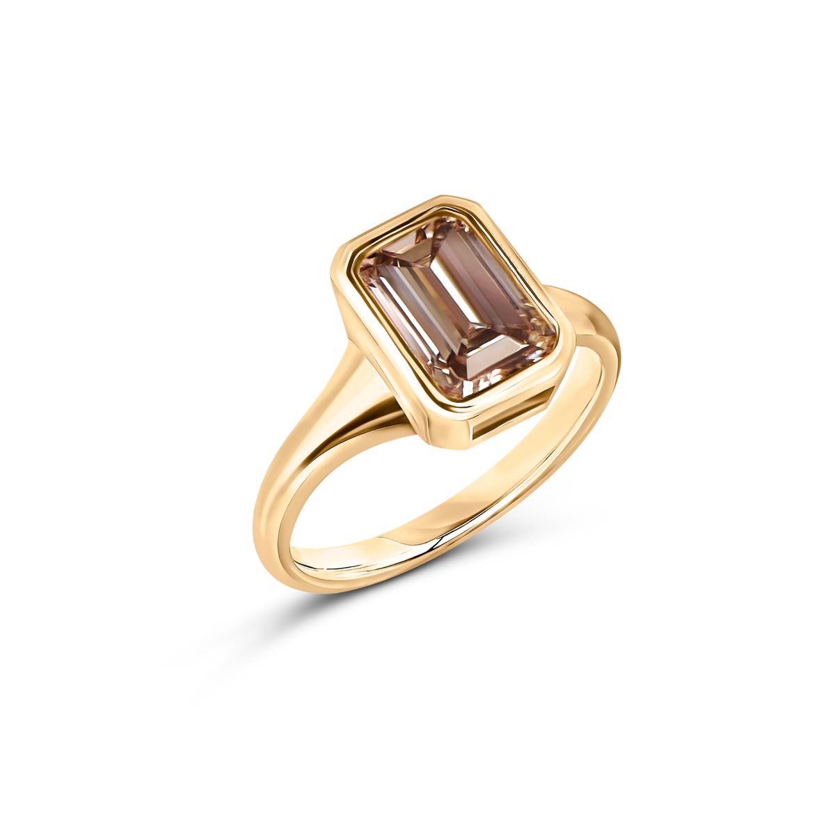 Minimalist Signet Engagement Ring z koniakowym diamentem