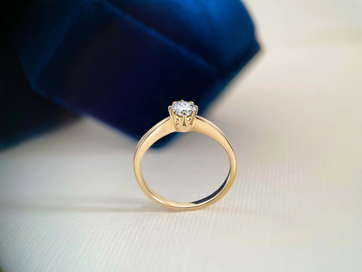 Klasyczny pierścionek zaręczynowy z diamentem 0,30 ct